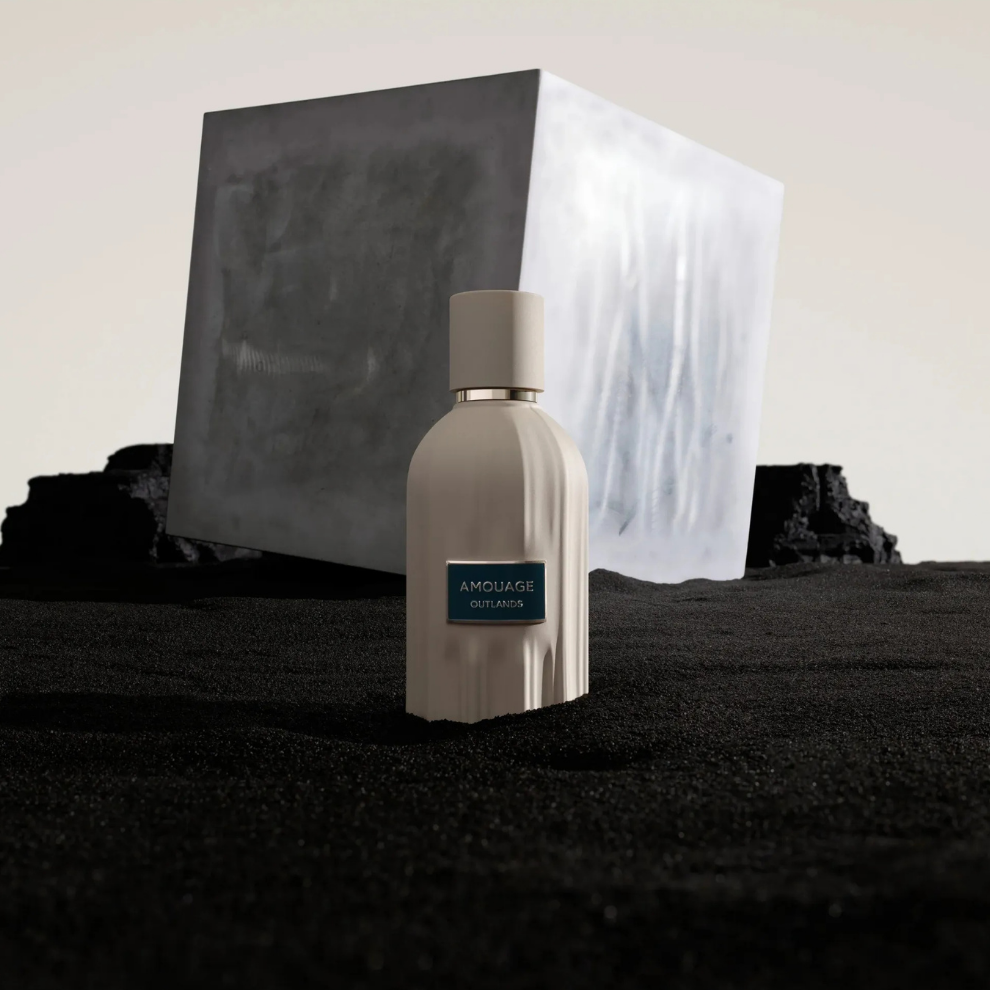 Amouage Outlands Essence De Parfum